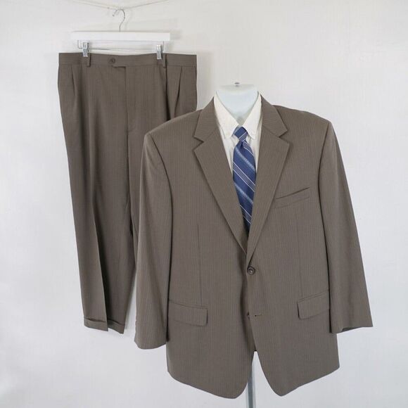 Joseph & Feiss Wool Beige Green Herringbone Striped 2 Piece Suit 42R 39/28 2 But - Picture 1 of 15